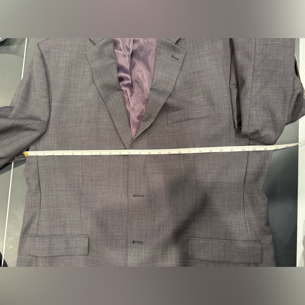 Ralph Lauren Charcoal Suit 50L - Picture 2 of 4